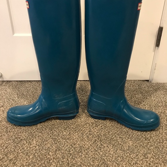 Blue Hunter boots - Picture 3 of 6